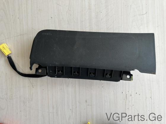 მუხლის ბალიში მძღოლი