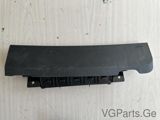 მუხლის ბალიში პასაჟირი